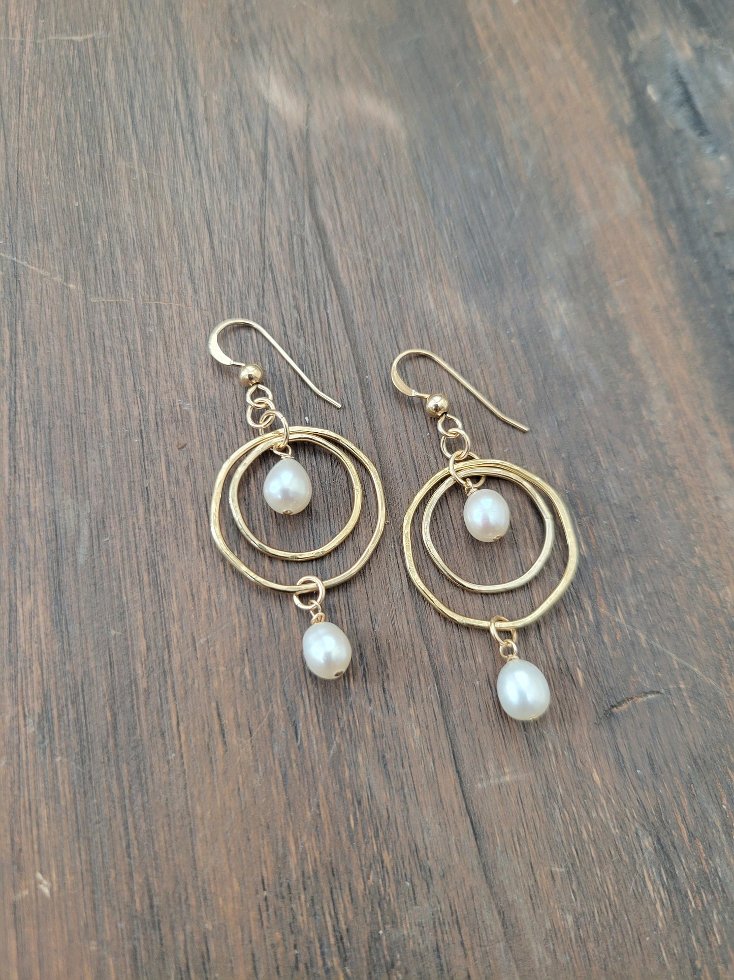 Double Circle Pearl Earrings