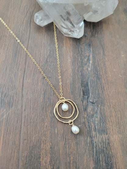 Double Circle Pearl Necklace