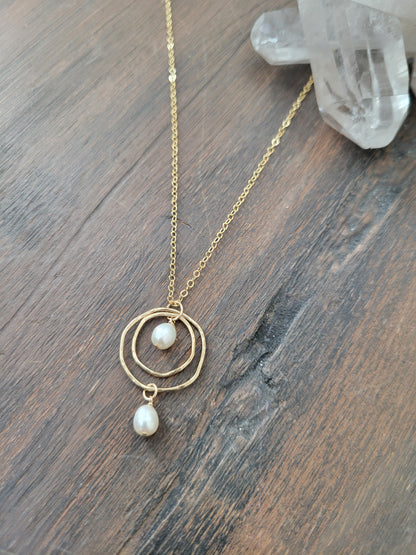 Double Circle Pearl Necklace