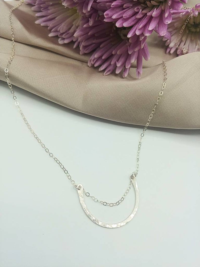 Small Curved Bar Necklace