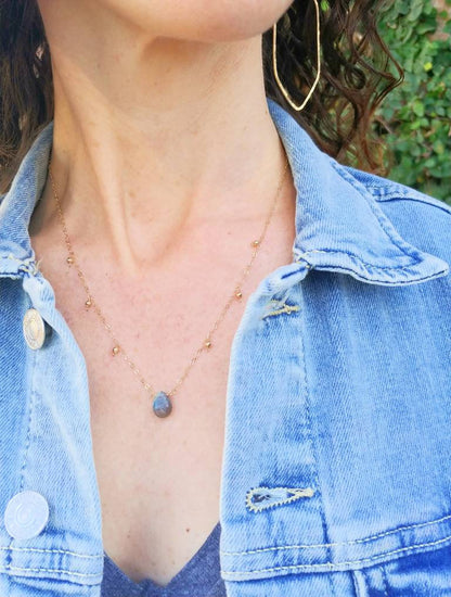 Dainty Labradorite Gemstone Necklace