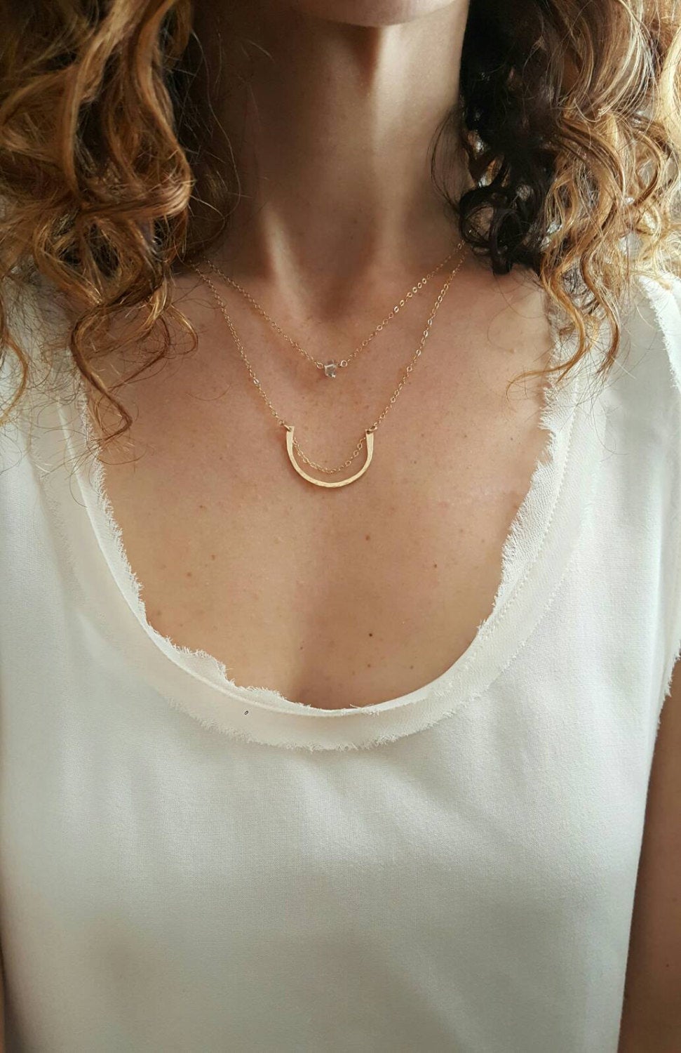 Small Curved Bar Necklace