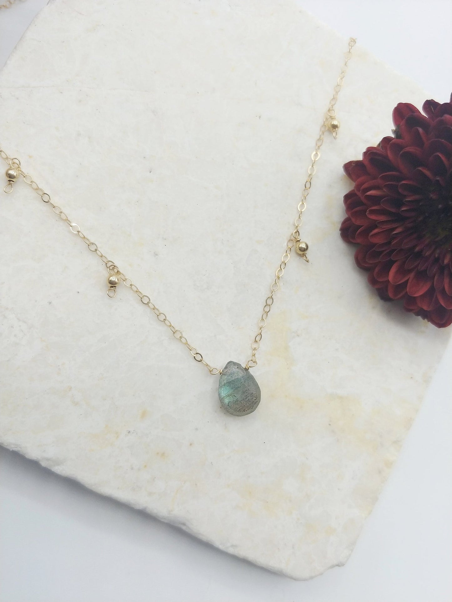 Dainty Labradorite Gemstone Necklace